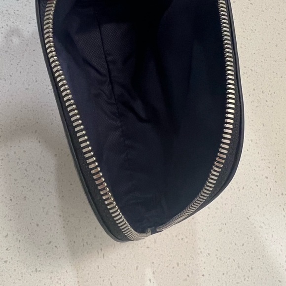 Tumi Cosmetic Pouch - Picture 4 of 5